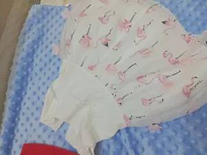 ملابس اطفال مستعمل بس وكاله عمر سنه