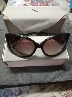 Dior glass