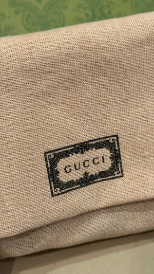 Gucci wallet  محفظة قوجي