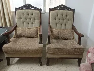 كنب 9 مقاعد بحالة ممتازة