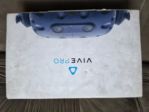 نظارات الواقع الافتراضي  htc vive vr