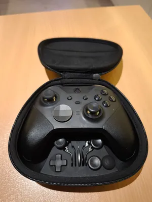 ب75 ألف جوستك XBOX ELITE احترافي مستعمل بالة نظافة فوول يعمل على جميع انواع الXBOX والPC ..
