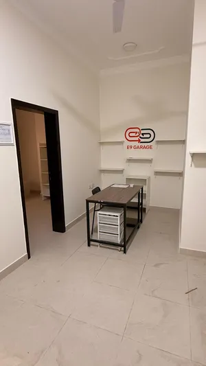 Commercial/ residential flat for rent in Muharaq - good location