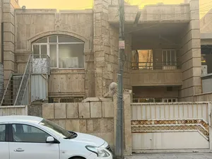 400 m2 4 Bedrooms Townhouse for Rent in Baghdad University