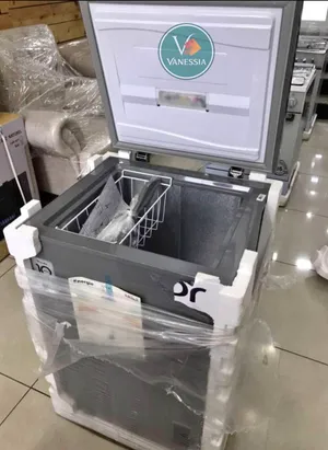 Congélateur Marque Condor 130L Gris Et Blanc Congélateur marque condor 130L gris et blanc