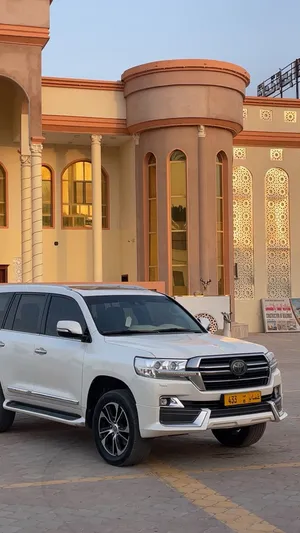 Used Toyota Land Cruiser in Al Batinah