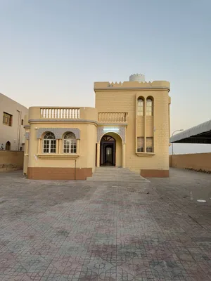 منزل للايجار 3 غرفم نوم و مجلس مقابل Vill for Rent مدرسة ام ورقة قريب اشارات المعبيلة