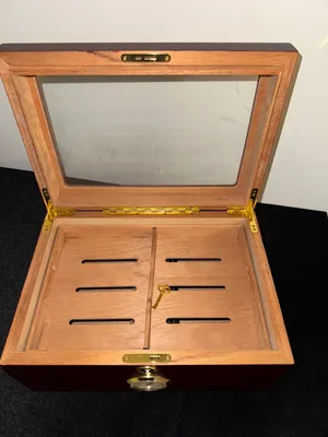 Cigar Humidifier Box Holds 45-50 Cigars with Hygrometer, Spanish Wood Glass Top Desktop Storage