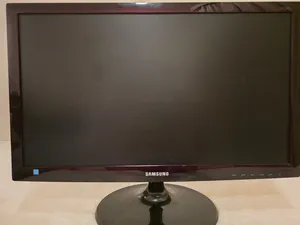 للبيع شاشة سامسونج ls24c300hl