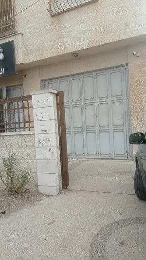 مخزن للايجار السنوي