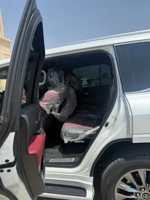 Used Toyota Land Cruiser in Al Sharqiya