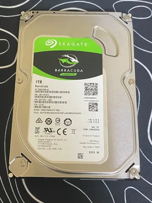 Seagate BarraCuda 1TB Desktop Hard Drive 3.5 HDD (Like New - Excellent Condition)