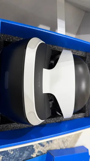 للبيع مع جميع ملحقات الصندوق  VR سوني4