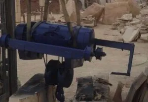 ونش ديماك الماني B52 للبيع حمولة 15 طن بحالة جيدة كامل مع السكك والفخاد عرض 12 متر طول 25 متر