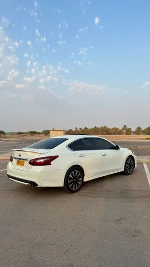 Used Nissan Altima in Al Batinah