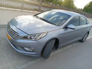 Used Hyundai Sonata in Al Dakhiliya