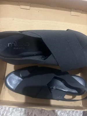 شوز صندل مريح من فوق الستيك made in Italy