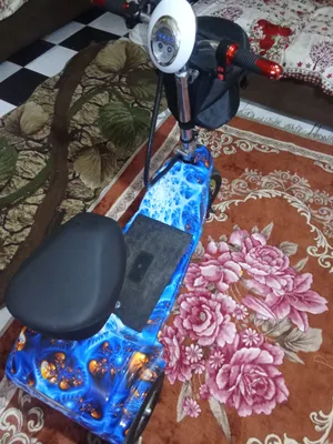 اسكوتر كهربائي استعمال 3شهور ومعهو ضمان من مدينة الأحلام