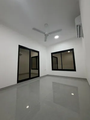 للإيجار الشهري – شقق سكنية ومكاتب في غلا جوار فندق سنترا For Monthly Rent – Apartment in Ghala