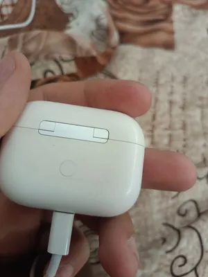 علبه سماعه ايفون