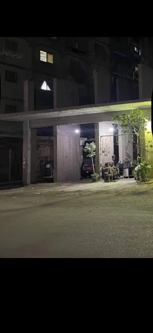 محلات للبيع بسعر مميز في الخصوص شارع الصرف