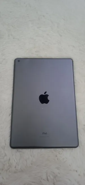 Apple iPad 7 128 GB in Buraimi