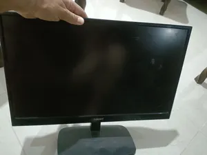 شاشة كمبيوتر