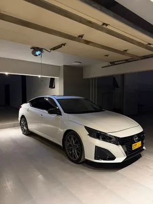 Used Nissan Altima in Muscat