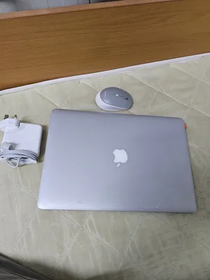 Apple laptop 2015