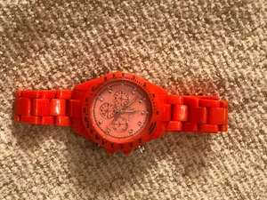 Watches - Sold individually 50 - NEGOTIABLE