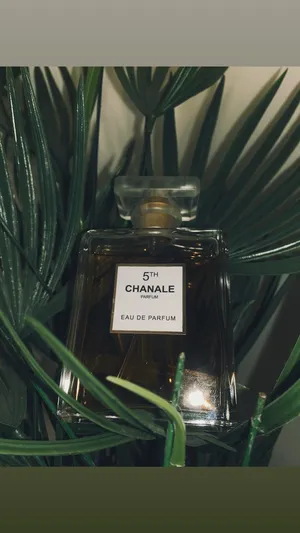 Brand new beautiful fragrance for women perfect for gifts beauty incridible smells