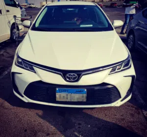 Sedan Toyota in Cairo