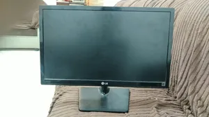 24 LG monitors for sale in Amman