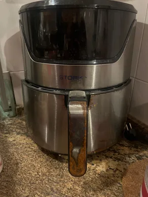 قلاية هوائية STORK AF-ST700 شاشة ديجتال تعمل بشكل ممتاز حجم صغير إلى متوسط