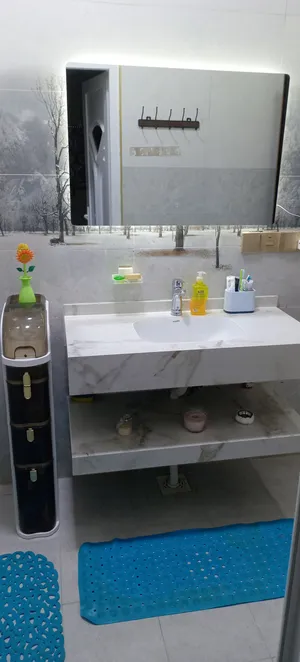السلام عليكم ورحمة الله وبركاته اشتغل كاونترات اللمنيوم تركي حسب طلب الزبون مستعدون لتجهيز طلبكم