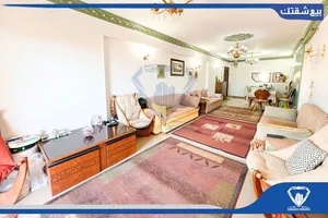 لو بتدوري على موقع حيوي + كل الخدمات حواليكي + سهولة مواصلات... يبقى سيدي بشر ترام اختيارك الصح