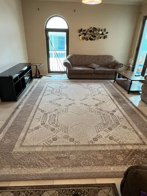 3 Carpets different sizes  3 سجادات مقاسات مختلفة