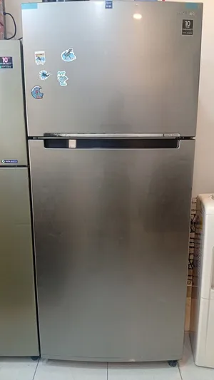 Samsung Big refrigerator is in very excellent condition with delivery