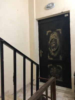 شقة للبيع مميزة في الحي الشرقي