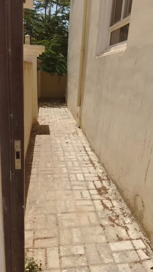 شقة مفروشة في صحلنوت شمالي للايجار سنوي موقع مميز
