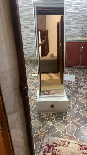 مرايا بالدرج