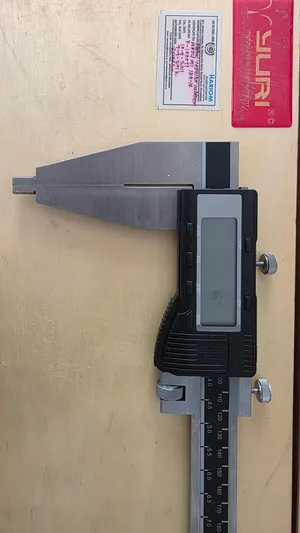 مقياس يوري الكتروني Yuri Silver 450mm (18 inch) Digital Caliper