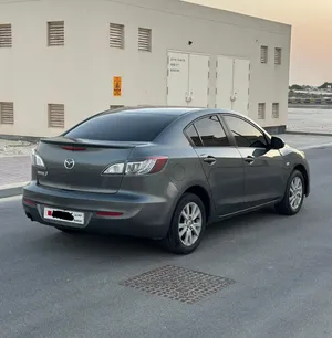 Mazda 3 model 2013 full option  very urgent sale