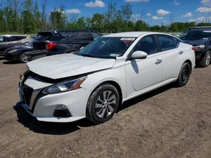 Used Nissan Altima in Al Batinah