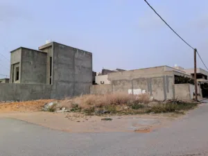 قطعة أرض واجهتين 360م للبيع السراج