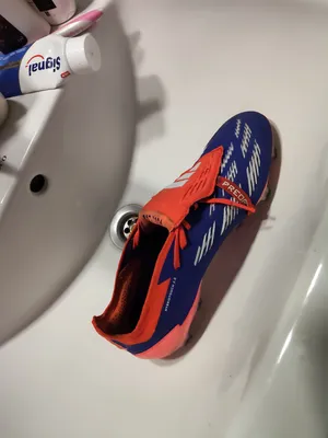 Predator 2024 elite edition perfect condition orange and blue color