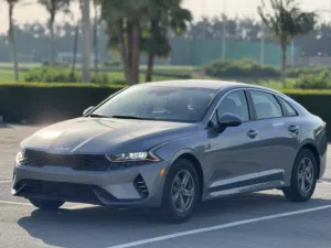 Kia k5  2022 بسعر دمار وحارق على تحدي وبنضافة عالية وجودة ممتازة