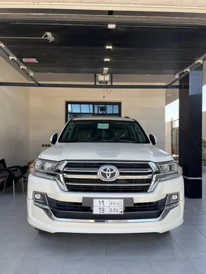 Toyota Land Cruiser GXR, 2019 GCC specs 86,000 km in perfect condition