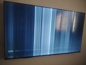 شاشه هايسنس مكسوره فقط  4k 65