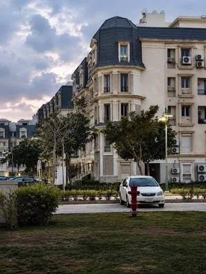 135 m2 3 Bedrooms Apartments for Sale in Cairo Fifth Settlement